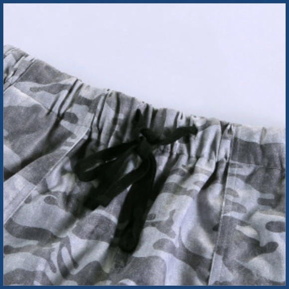 Gray Camo drawstring shorts - Picture 5 of 7